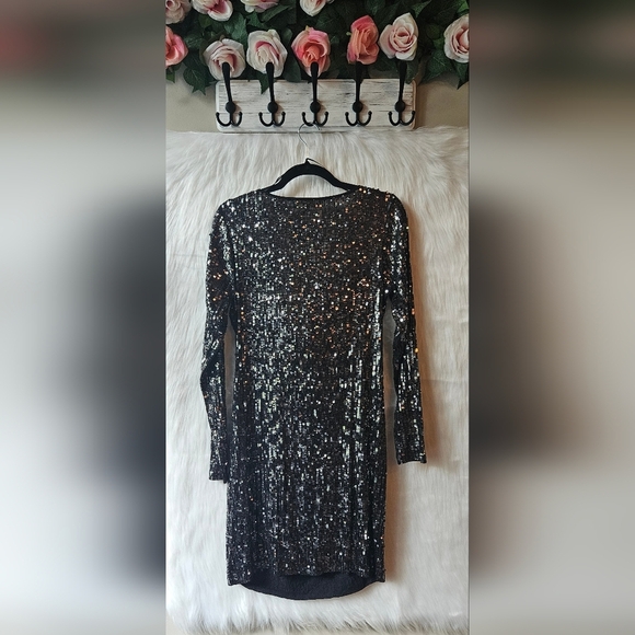 Michael Kors High Society Rushed Sequin Dress - Picture 3 of 7